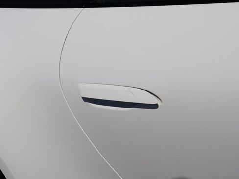 Certified 2025 Porsche 911 Carrera T RWD image 17