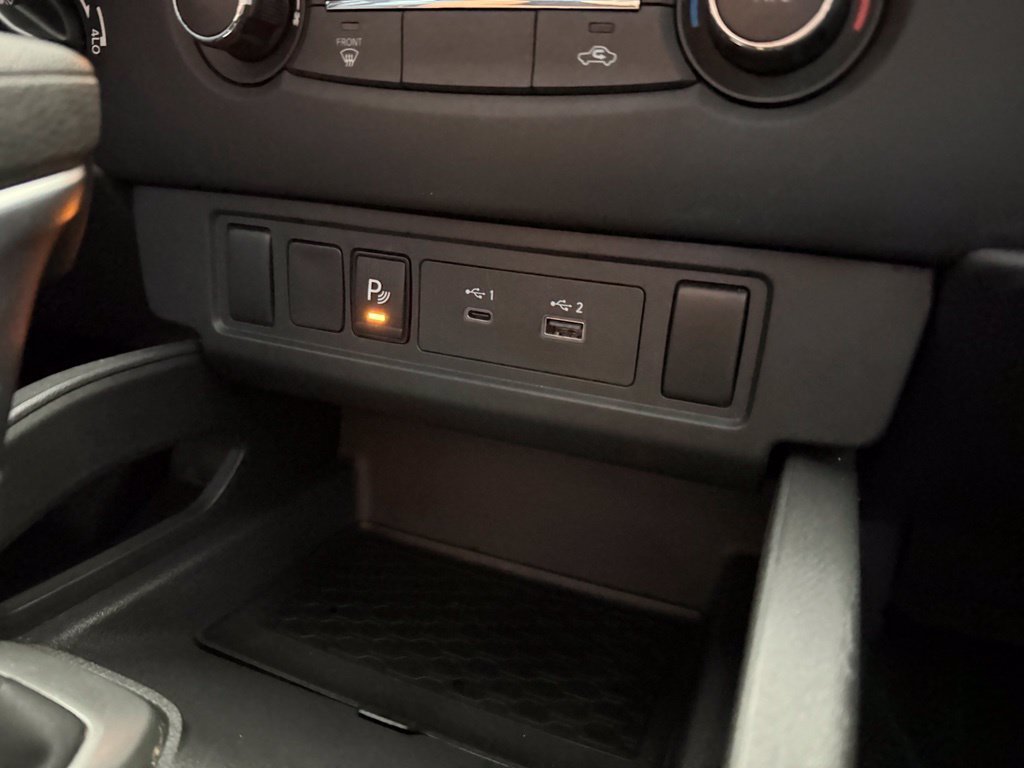 Used 2025 Nissan Frontier S w/ S Utility Package AWD/4WD image 19