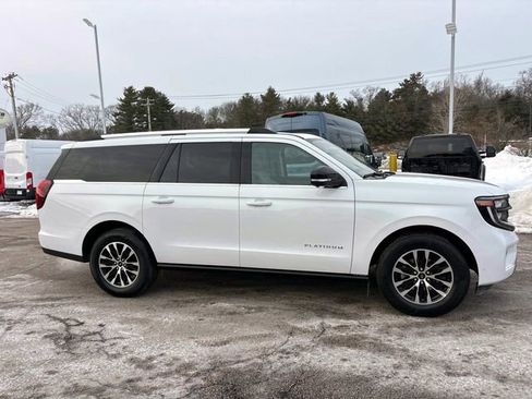 Used 2025 Ford Expedition Max Platinum image 2