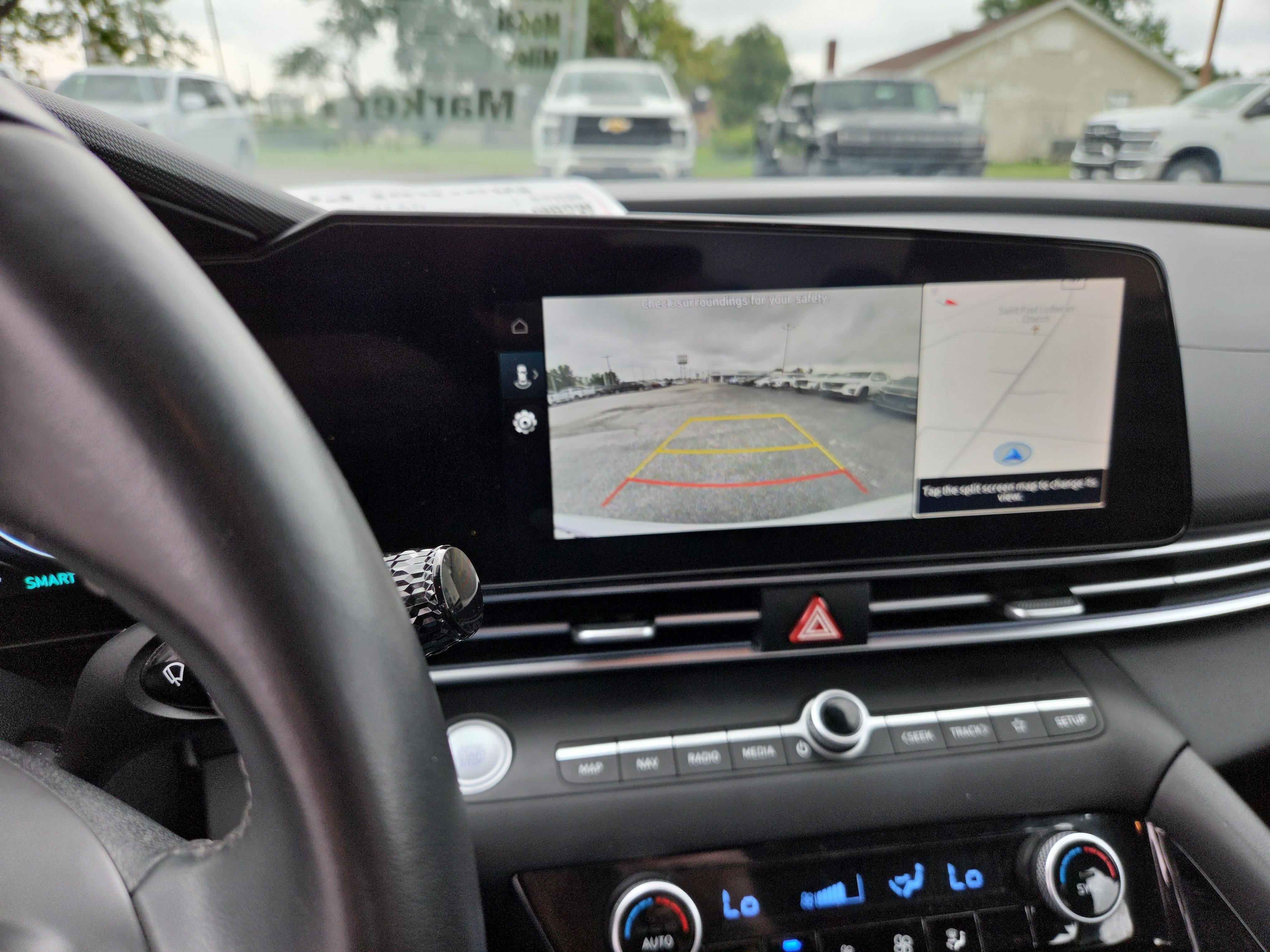 Used 2025 Hyundai Elantra SEL FWD image 10