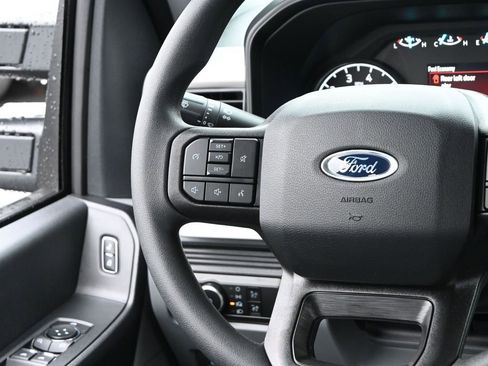 New 2026 Ford F350 XL w/ XL Chrome Package image 31