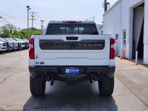 New 2026 Chevrolet Silverado 1500 ZR2 w/ Dark Appearance Package AWD/4WD image 4