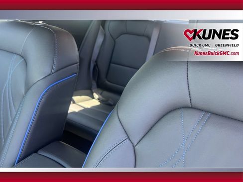 Used 2026 Buick Envista Sport Touring w/ Convenience I Package FWD image 35