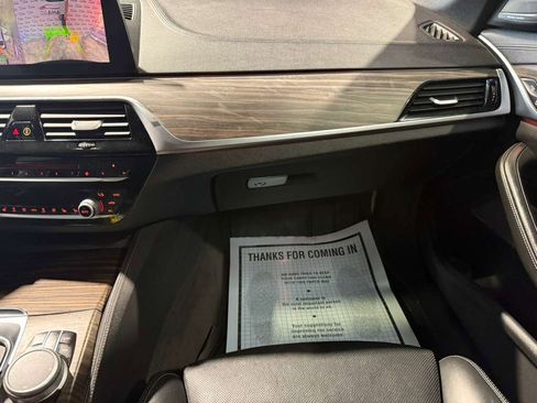 Used 2019 BMW M550i xDrive w/ Premium Package 2 image 24