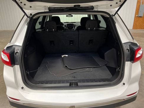 Used 2020 Chevrolet Equinox LT AWD/4WD image 12