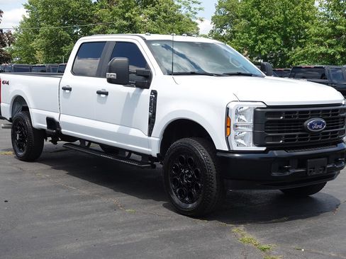 Used 2024 Ford F350 XL w/ XL Off-Road Package AWD/4WD image 4