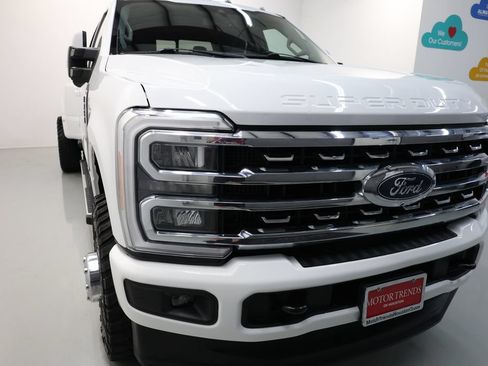 Used 2023 Ford F350 Lariat w/ FX4 Off-Road Package AWD/4WD image 63