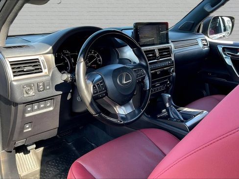 Used 2022 Lexus GX 460 Premium w/ Premium Package AWD/4WD image 17