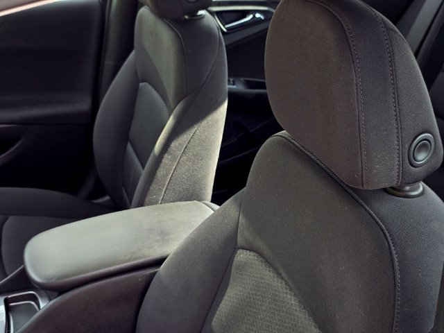 Used 2022 Chevrolet Malibu LS FWD image 28