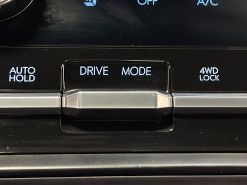 Used 2024 Hyundai Santa Fe Calligraphy AWD/4WD image 36