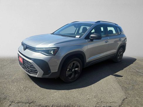 Used 2025 Volkswagen Taos S FWD image 7