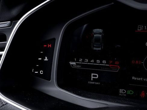 Used 2025 Audi RS 7 Performance image 39