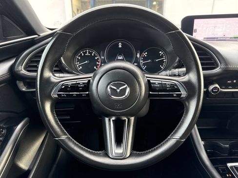 Used 2024 MAZDA MAZDA3 s FWD image 19