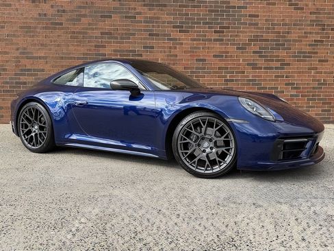 Certified 2024 Porsche 911 Carrera T image 9