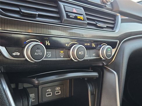 Used 2022 Honda Accord Sport image 8