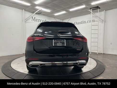 Certified 2026 Mercedes-Benz GLC 300 image 7
