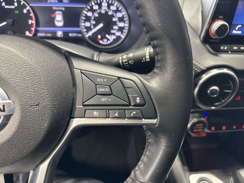 Certified 2021 Nissan Sentra SV FWD image 20