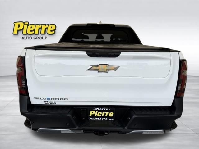 Used 2026 Chevrolet Silverado EV LT AWD/4WD image 3
