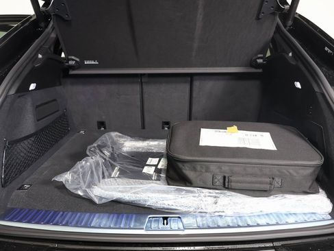 New 2025 Porsche Cayenne Turbo image 15