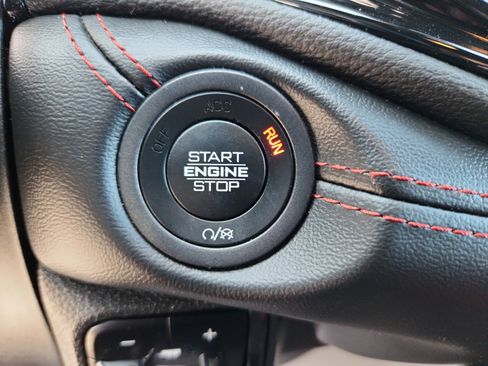 Used 2024 Dodge Durango GT image 30