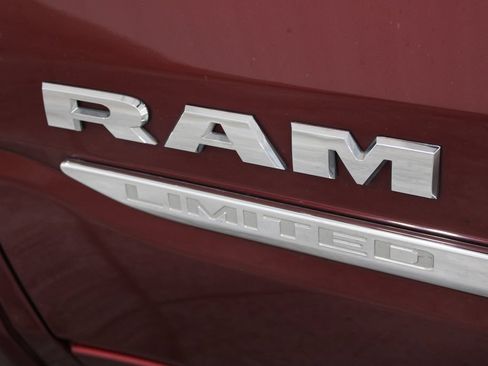 Used 2022 RAM 1500 Limited w/ Body Color Bumper Group AWD/4WD image 16