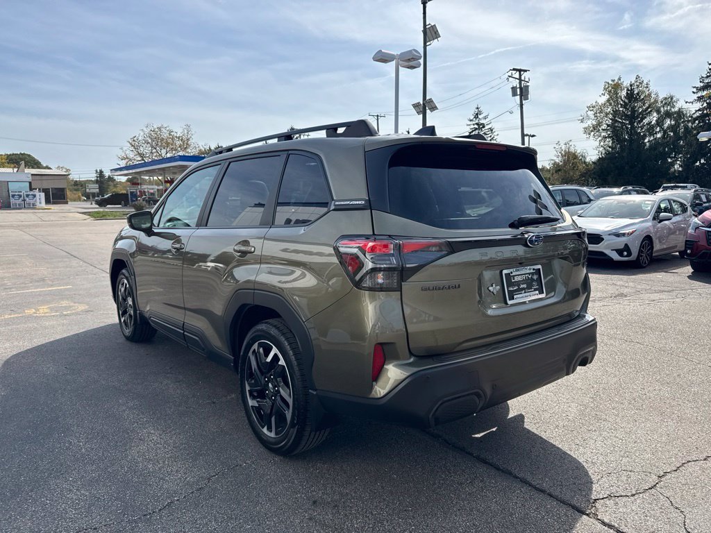 Used 2026 Subaru Forester Limited AWD/4WD image 6