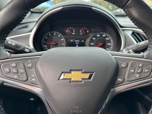 Certified 2022 Chevrolet Malibu LT w/ Leather Package image 24