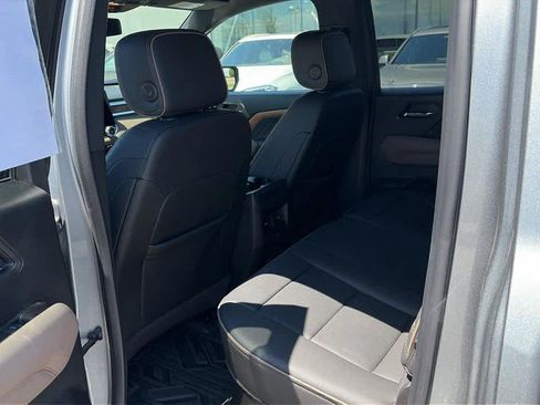 Used 2023 GMC Canyon Denali AWD/4WD image 19
