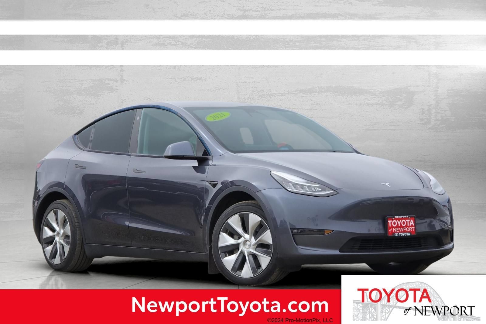 Used 2021 Tesla Model Y Long Range AWD/4WD image 1