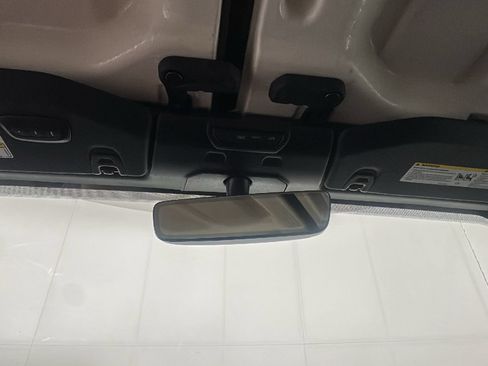 Used 2023 Jeep Wrangler Unlimited Sahara w/ Cold Weather Group AWD/4WD image 27