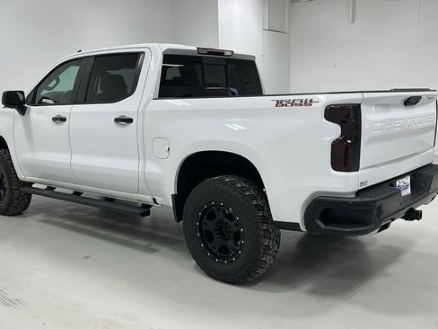 Used 2022 Chevrolet Silverado 1500 LT Trail Boss w/ LT Trail Boss Premium Package image 4