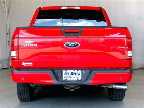 Used 2017 Ford F150 XLT w/ Equipment Group 302A Luxury RWD image 4