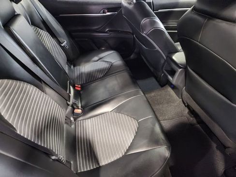 Used 2022 Toyota Camry SE FWD image 28