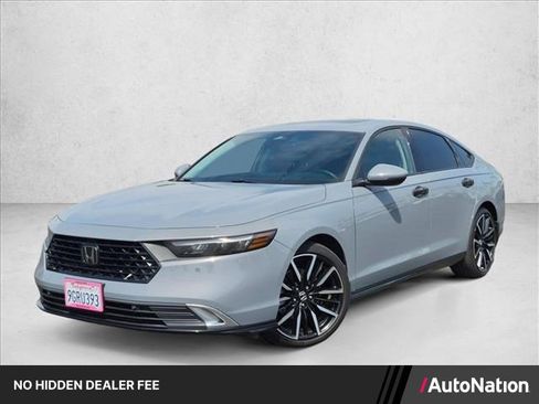Used 2023 Honda Accord Touring image 1