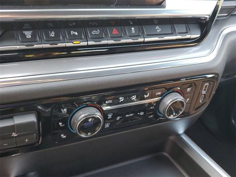 Used 2024 Chevrolet Silverado 3500 High Country w/ Technology Package image 39