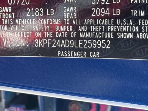 Used 2020 Kia Forte LXS FWD image 32