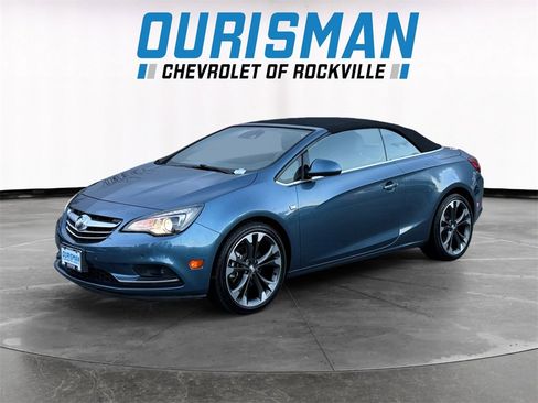 Used 2017 Buick Cascada Premium image 2