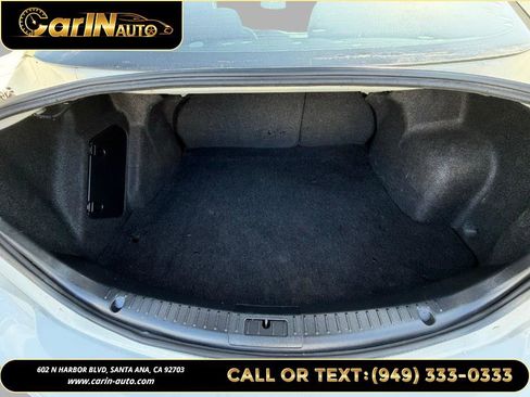 Used 2012 MAZDA MAZDA3 i Sport image 18