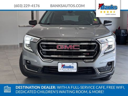 Certified 2024 GMC Terrain AT4 AWD/4WD image 3