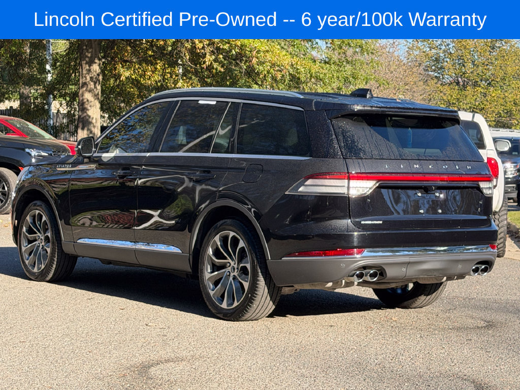 Used 2025 Lincoln Aviator Reserve AWD/4WD image 4