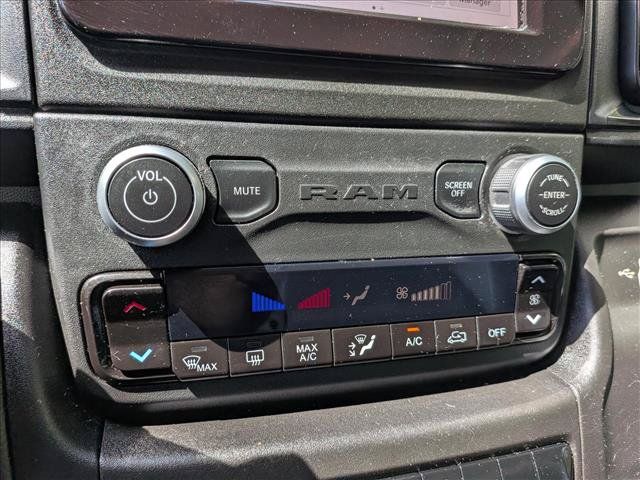Used 2023 RAM ProMaster 2500 w/ Driver Convenience Group FWD image 36