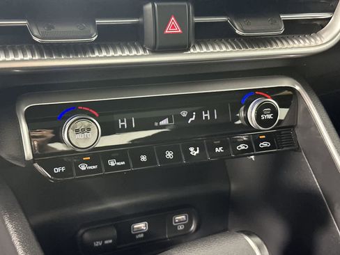 Used 2023 Kia K5 GT-Line image 19