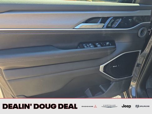 New 2026 Jeep Grand Wagoneer Limited AWD/4WD image 10