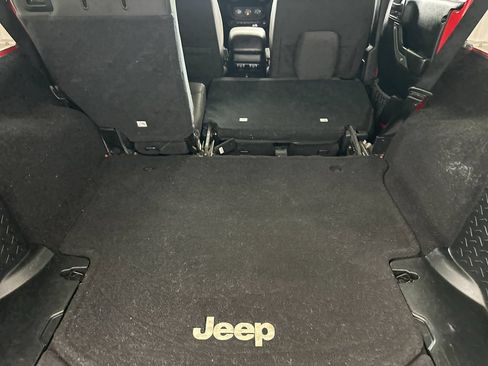 Used 2017 Jeep Wrangler Unlimited Sport w/ Quick Order Package 24S AWD/4WD image 14