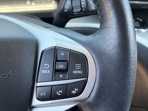 Certified 2021 Ford Explorer XLT w/ Equipment Group 202A AWD/4WD image 27