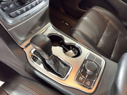 Used 2018 Jeep Grand Cherokee Limited w/ Luxury Group II image 27