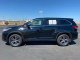 Used 2019 Toyota Highlander FWD V6 image 3