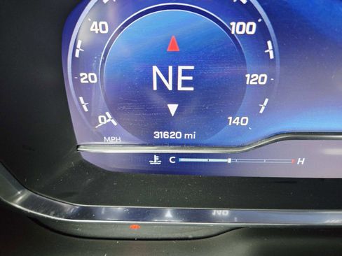 Used 2023 Chevrolet Tahoe LT w/ LT Signature Package image 29