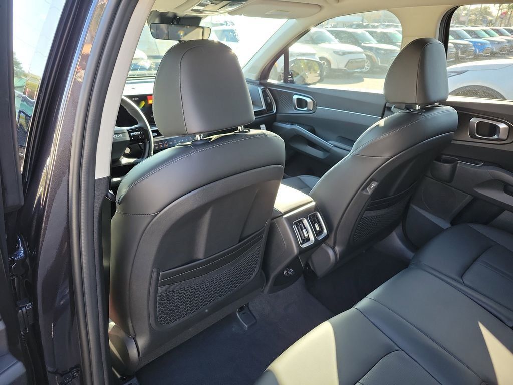 New 2026 Kia Sorento S AWD/4WD image 16