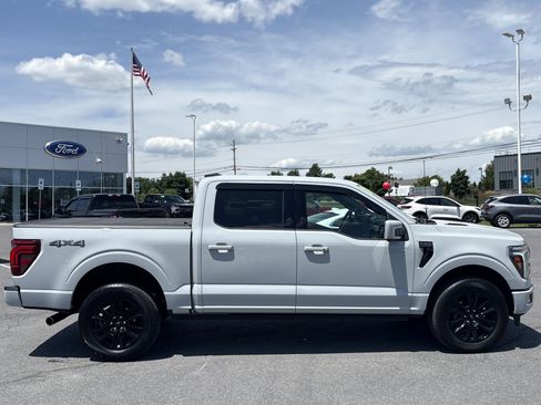 Certified 2024 Ford F150 Platinum AWD/4WD image 3